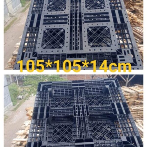 Plastic Pallet 105x105x14cm